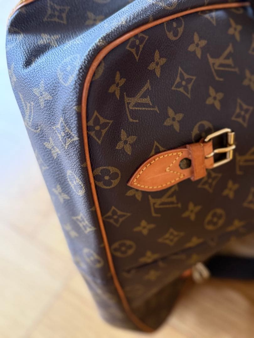 Louis Vuitton ジベシエールGM メッセンジャーバッグ