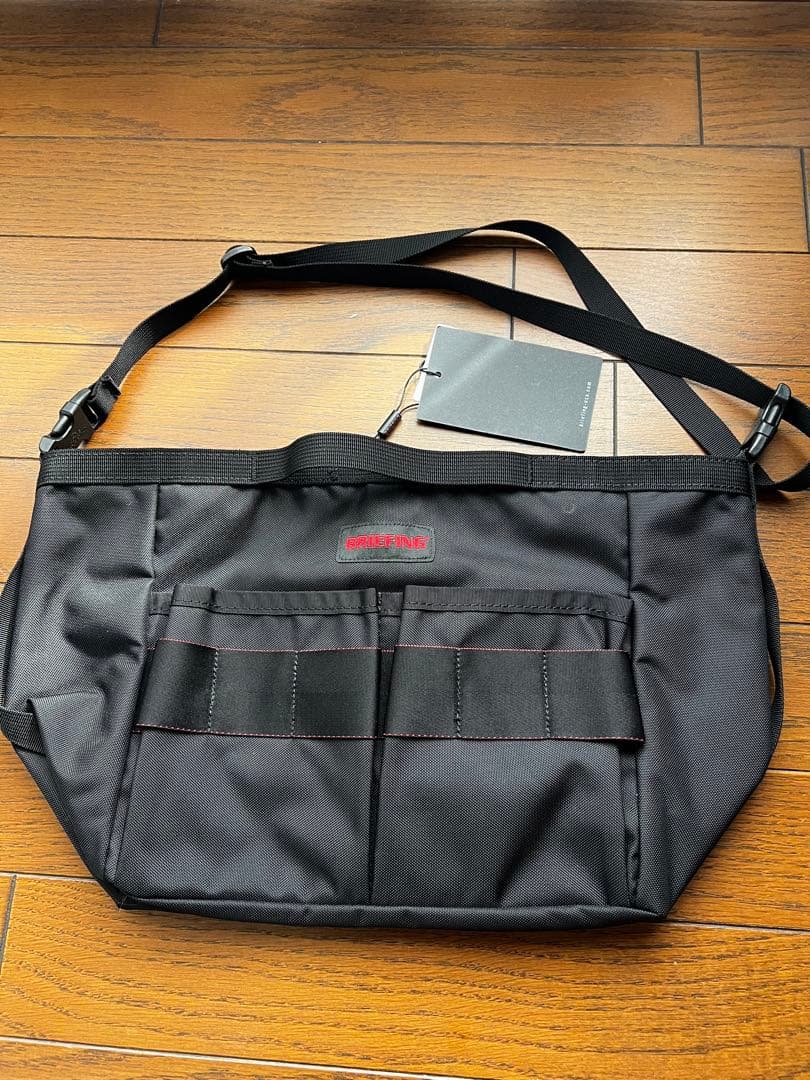 【BRIEFING】新品未使用　ブラックナイロントートバッグ