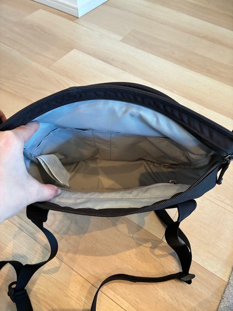 ARC’TERYX ARROW 8 BLACK