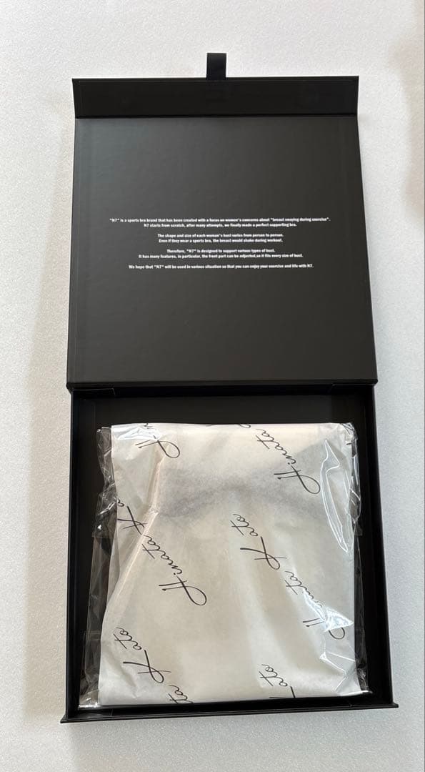 N7 ホワイト スポーツブラ