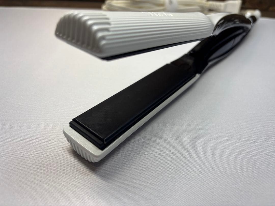 ReFa STRAIGHT IRON リファストレートアイロン