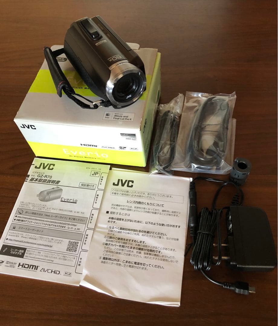 ★ Victor JVC Everio GZ-R70-Tビデオカメラ
