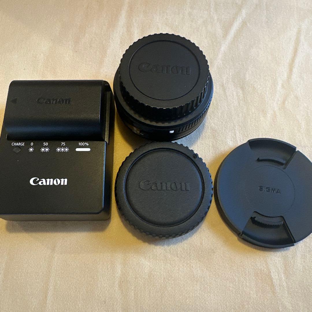 【特価】Canon キヤノンEOS 70D 【18-300mmレンズ付】望遠