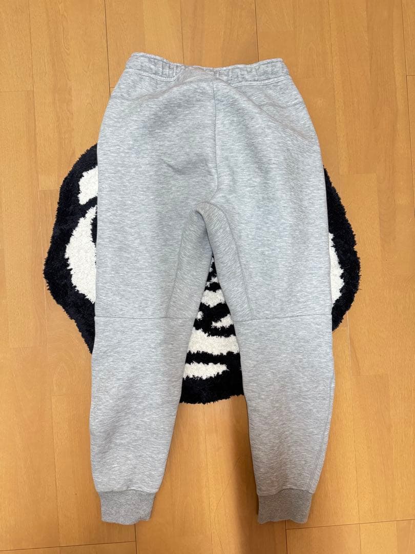 Nike テックフリース　正規品　早い者勝ち‼️