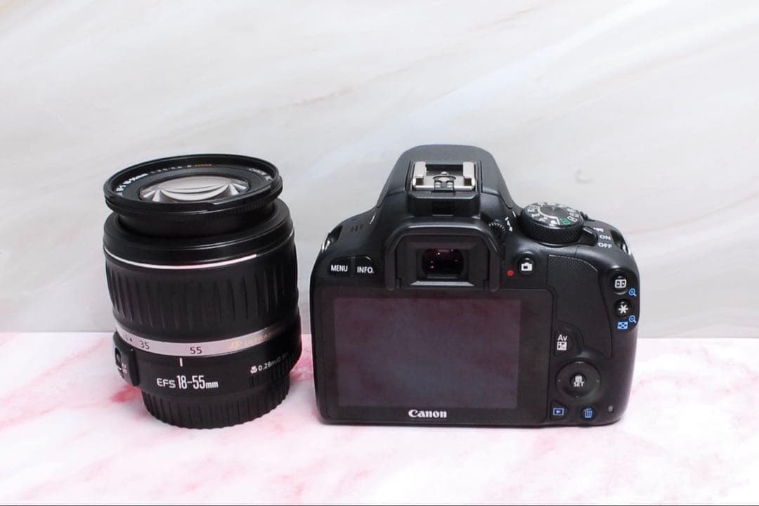 ✨大切な瞬間を逃さない✨Canon Kiss X7✨超軽量✨高画質✨