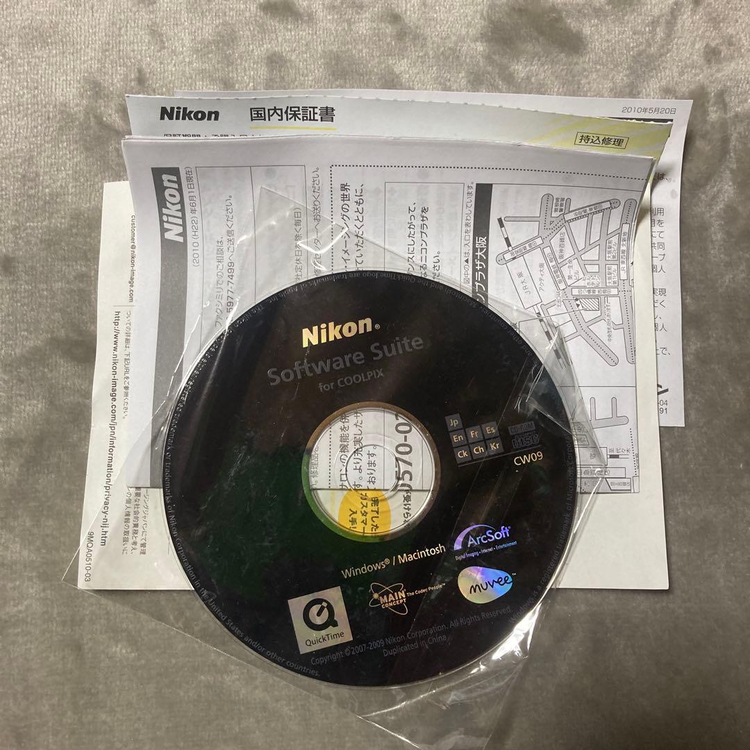 Nikon ニコン　COOLPIX S3000 中古品