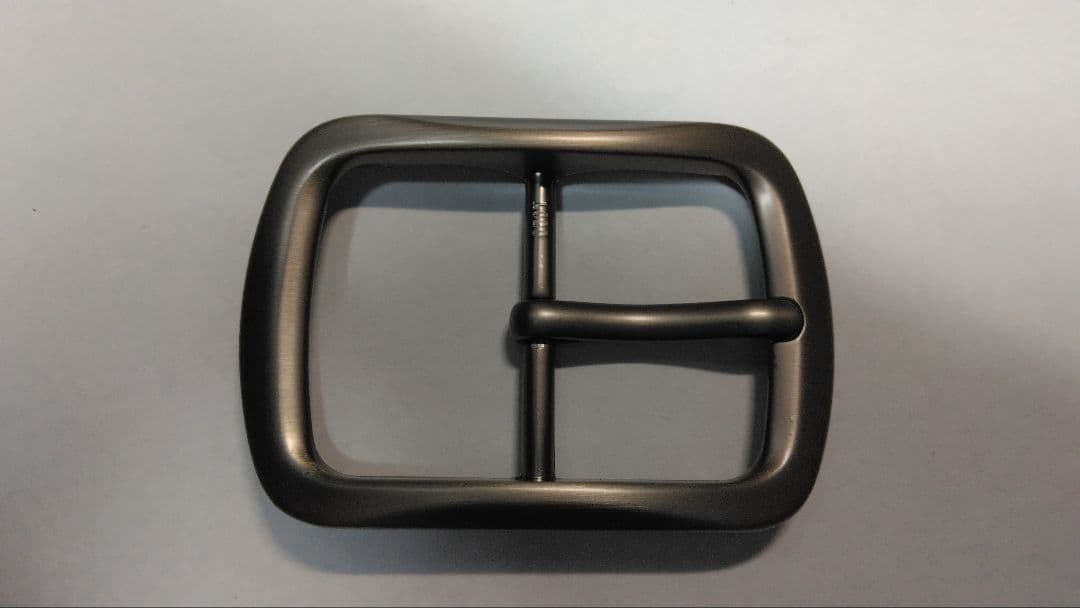 ポパイ昭南ベンズレザーツタ＆フラワースタッズベルト　ソリッドブラック