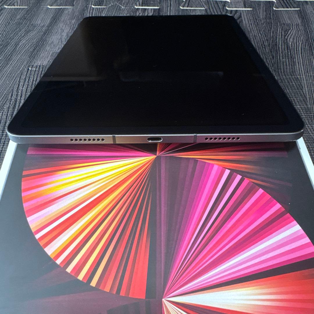 【訳あり】iPad Pro 11インチ 第3世代 WiFi+cellular