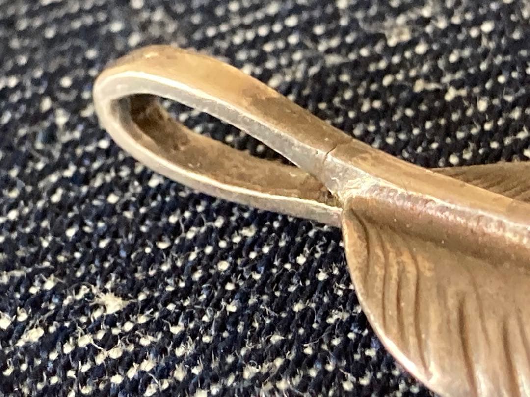 プレーンSV特大フェザー　オールドバチカン　左向き　ゴローズ