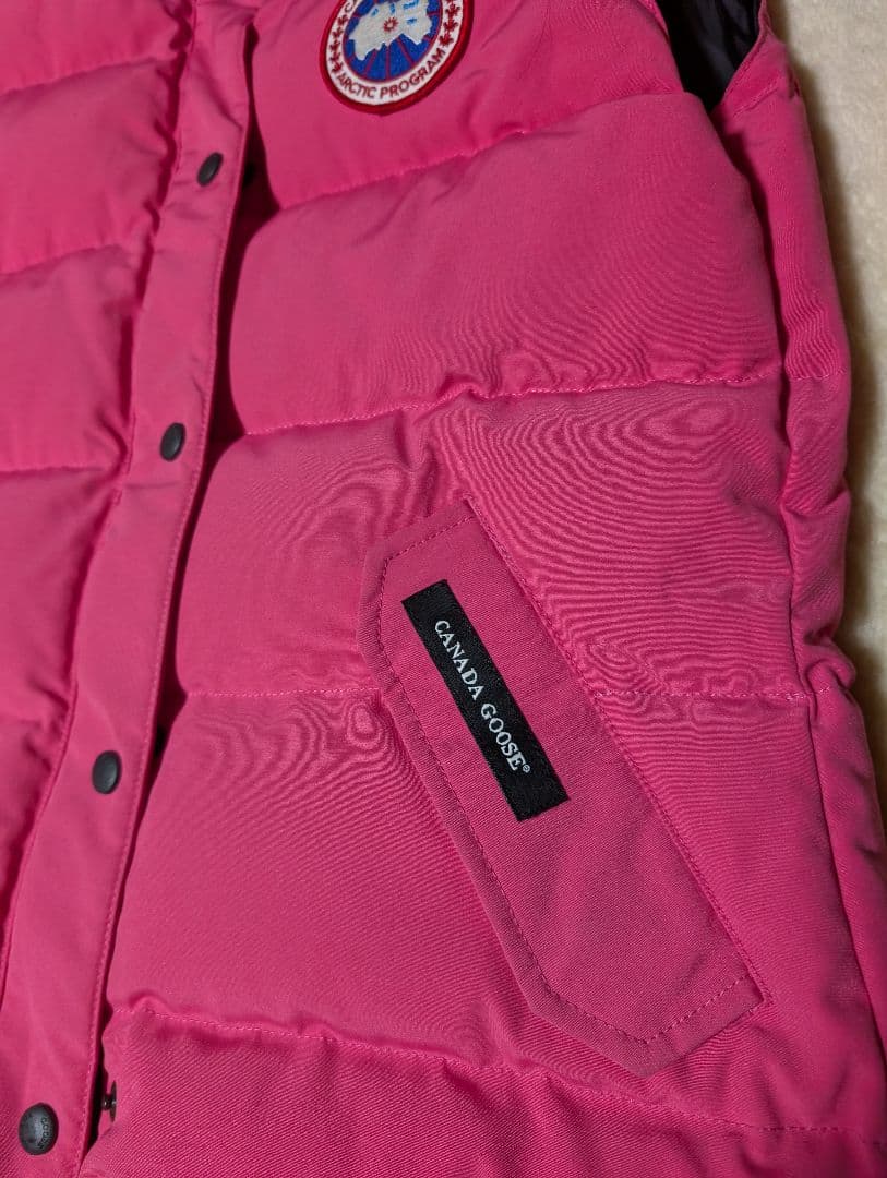 ハッピーさん専用　美品  ピンク ダウンベスト
