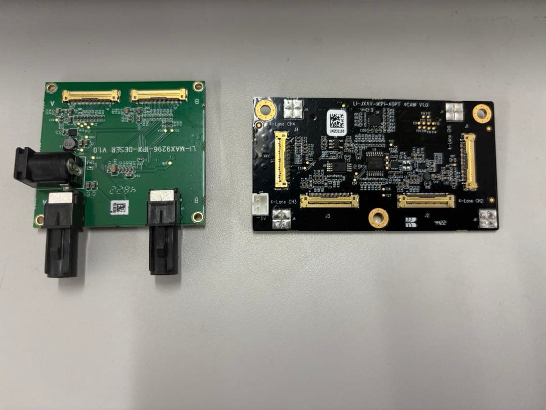 XAVIER接続ボード+デシリアライザ