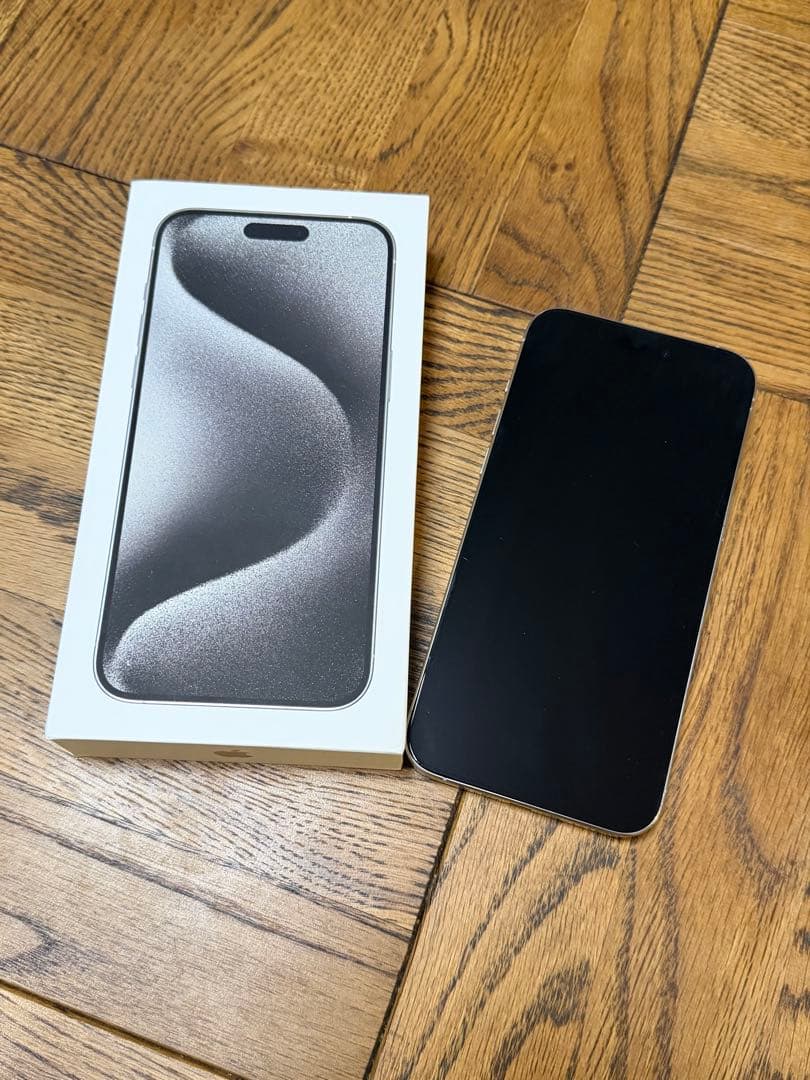 Apple iPhone 15 Pro Max 256GB ホワイト 本体