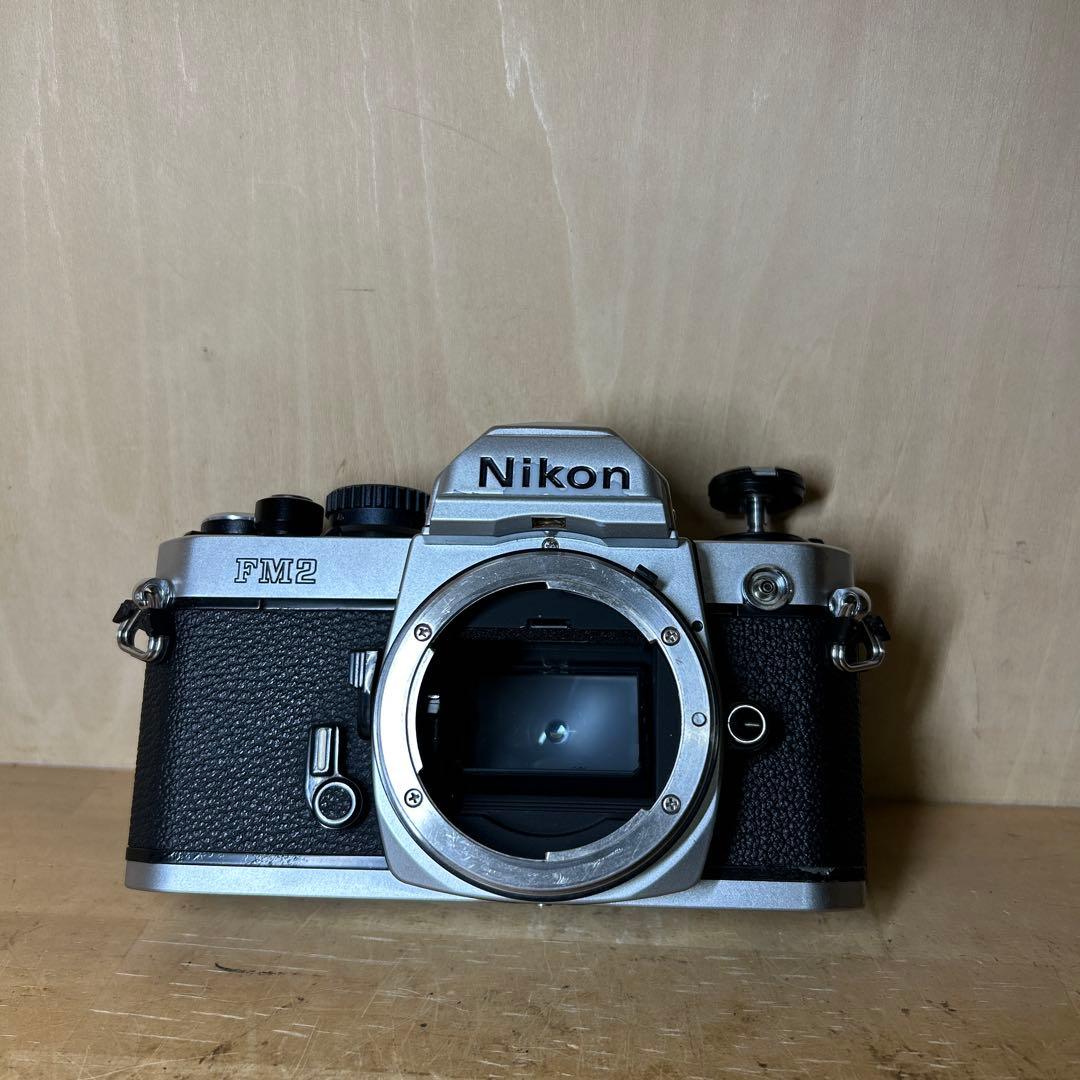 Nikon New FM2 写真学校推薦機　シルバーボディー　完動美品