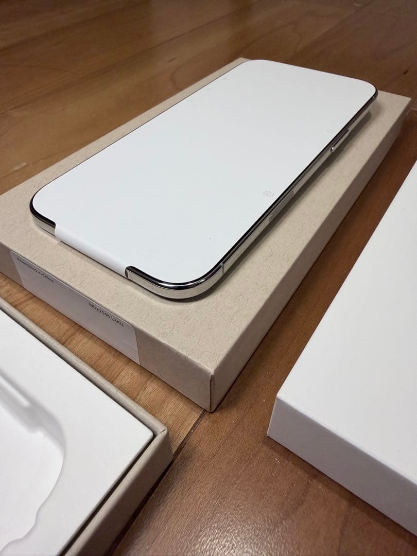 未使用 iPhone Air 256G AppleCare +盗難紛失2年一括