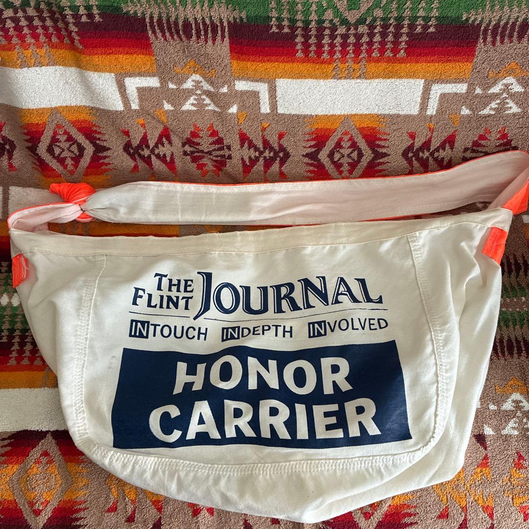 ヴィンテージ　ニュースペーパーバッグ