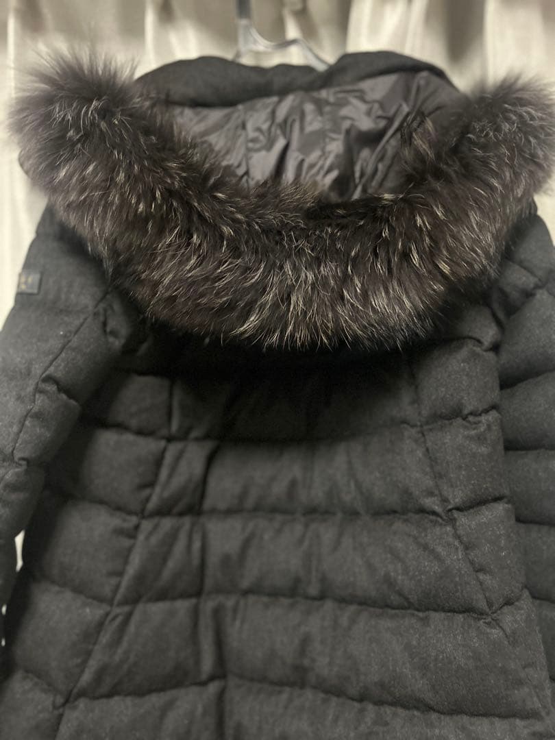 【希少】タトラス ラビアナ ダウンコート チャコールグレー04 XL