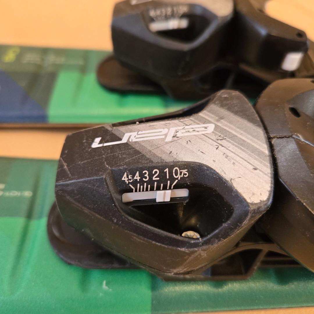 エラン MAXX スキー バインディング付き　90㎝