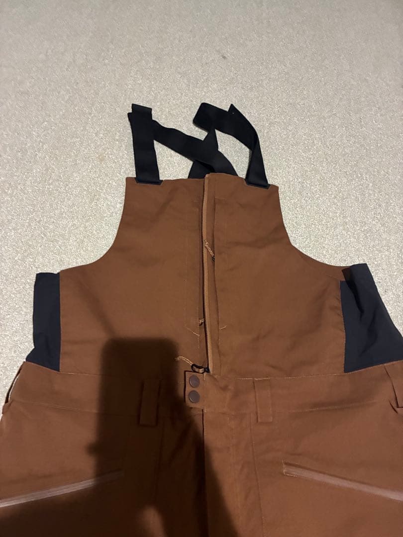 バートン　リザーブビブパンツ　スノーボードウェア