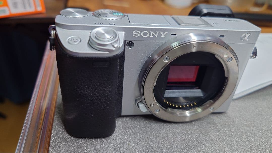 SONY α6400 ミラーレス一眼 シャッター回数658回