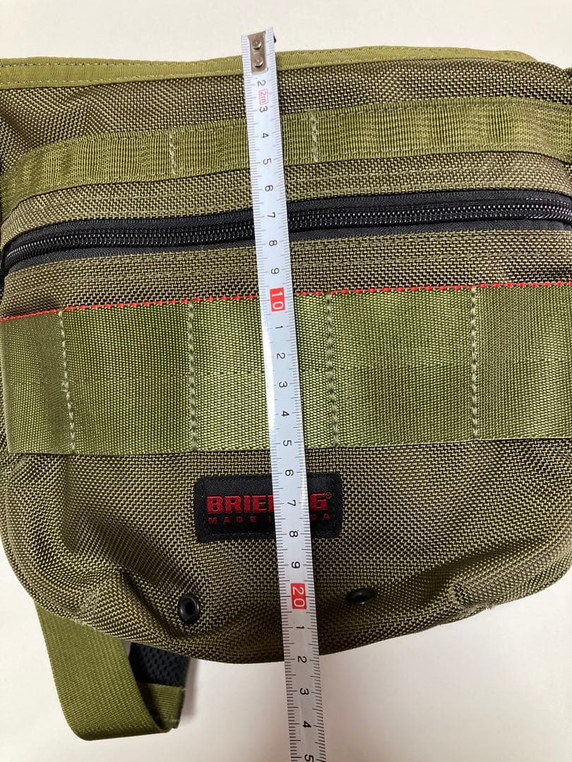 BRIEFING ショルダーバック　オリーブ