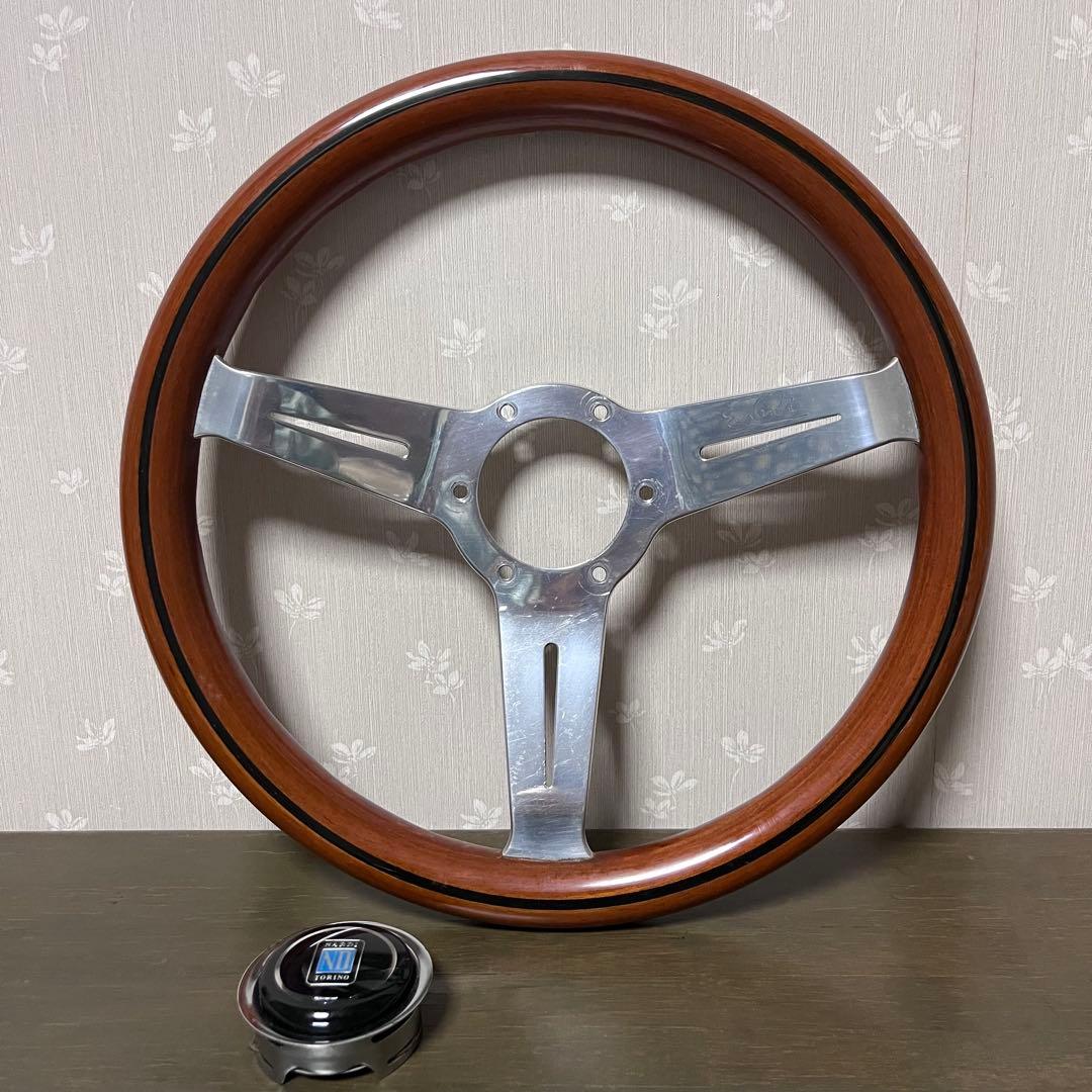 希少 ナルディ クラシック　Φ32.5 ウッドステアリングホイール 3スポーク