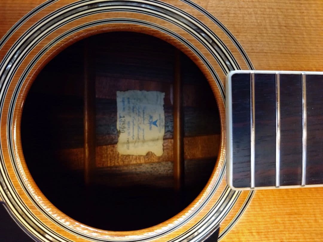 Ｋヤイリ　ＹＷ-500Ｐ