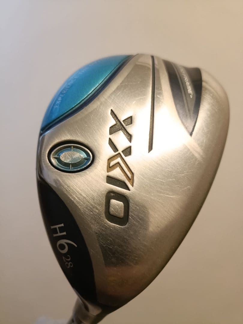 ゼクシオ ユーティリティ6番28度 ブルー