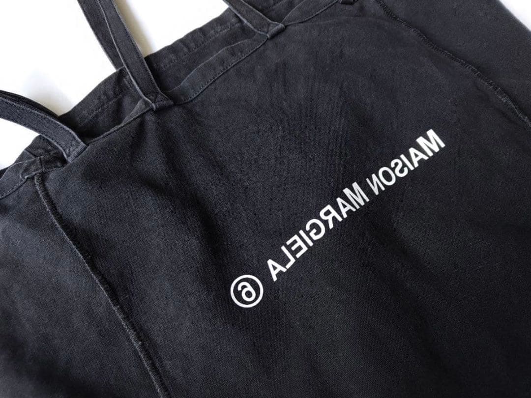 MM6 ブラックトートバッグ、ショルダーバッグ