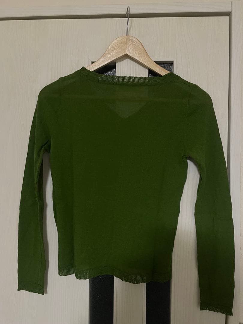 破格 MIU MIU オリーブグリーン Vネック長袖ニット