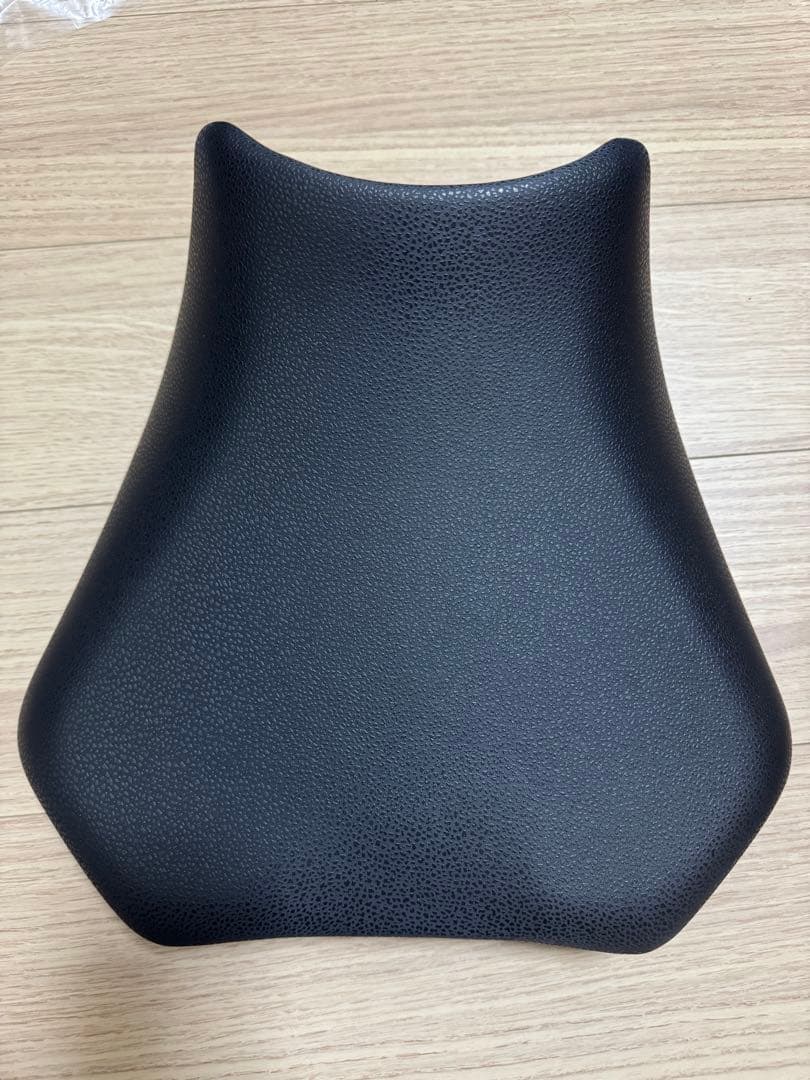 新品ZH2純正シート　ブラック シート　エルゴノミックデザイン