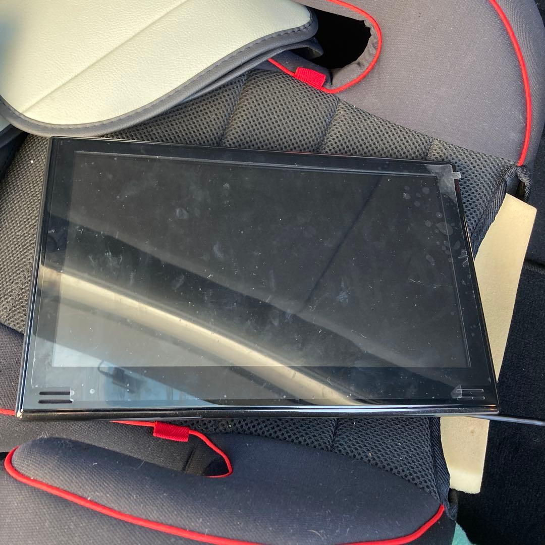 車用後部座席モニター