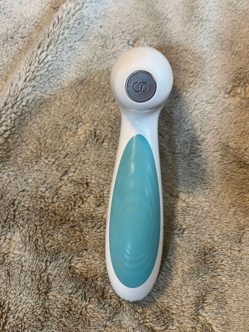 ルミスパ ニュースキン+ 専用トリートメントクレンザー　美品、箱付き