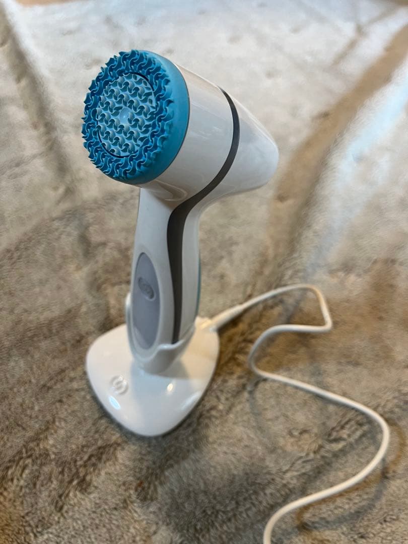 ルミスパ ニュースキン+ 専用トリートメントクレンザー　美品、箱付き