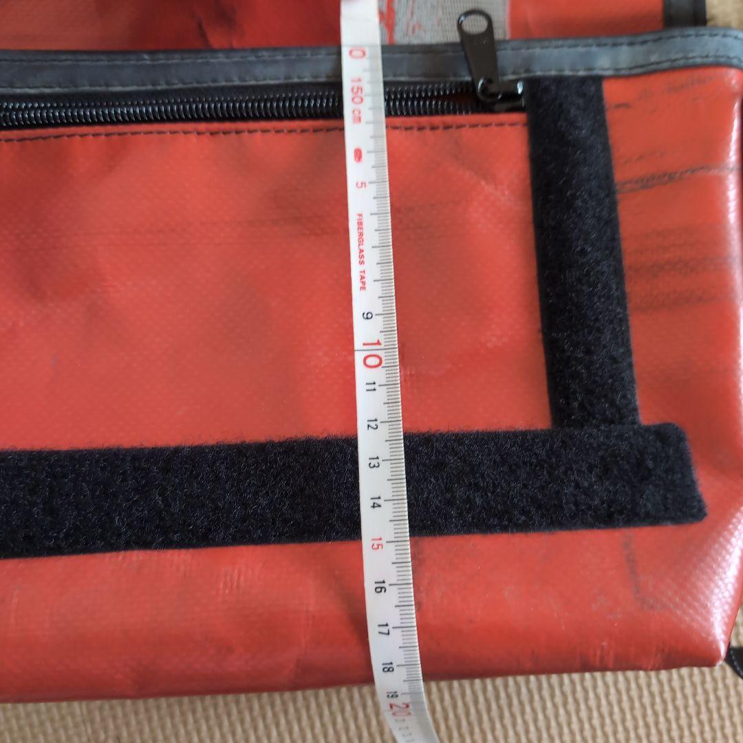 FREITAG ショルダーバッグ 赤×白