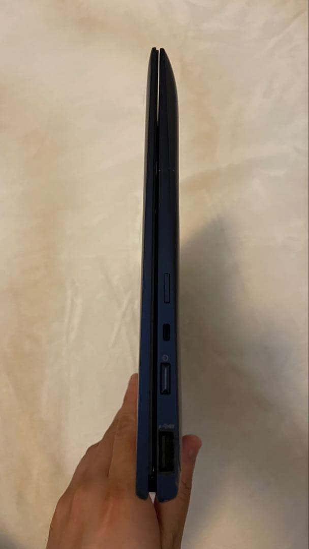 ジャンクHP Elite dragonfly 本体i7 メモリ16GB 起動不可