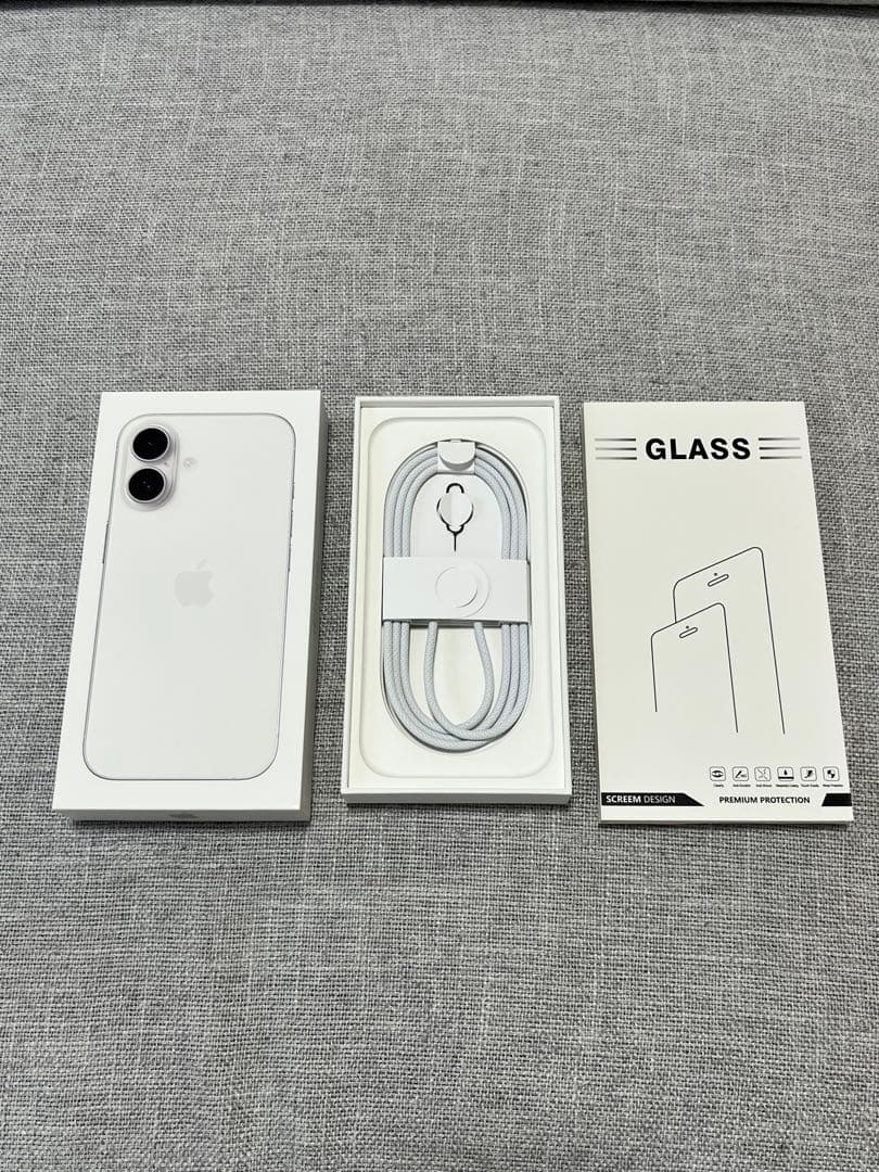 極美品 iPhone16 256GB ホワイト SIMフリー 残債無し