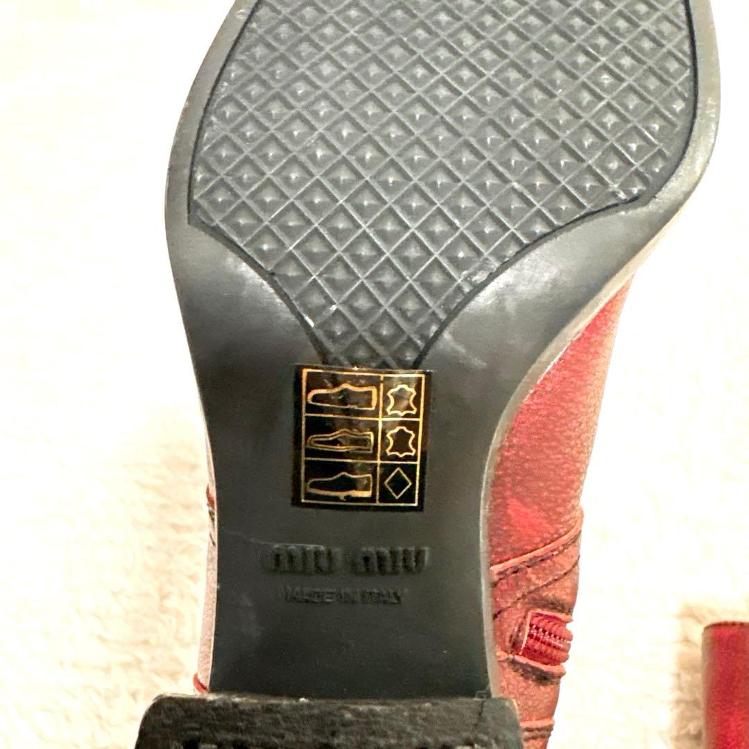 新品 訳あり イタリア製 ミュウミュウ レザーブーツ サイズ35 2/1