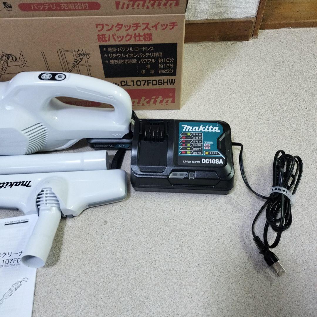 Makita CL107FD コードレス掃除機1回使用