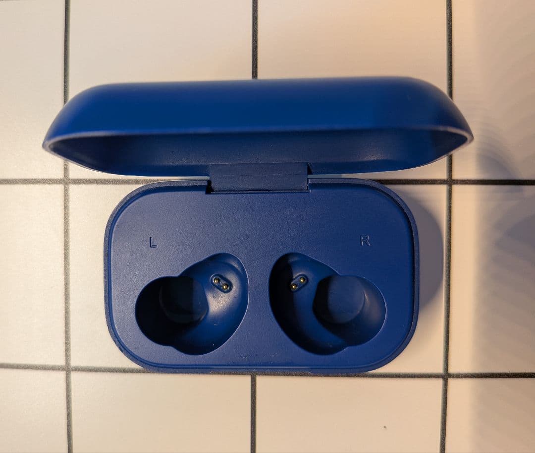 ヨルシカ Live「前世」ワイヤレスイヤホン / S01-ヨルシカ