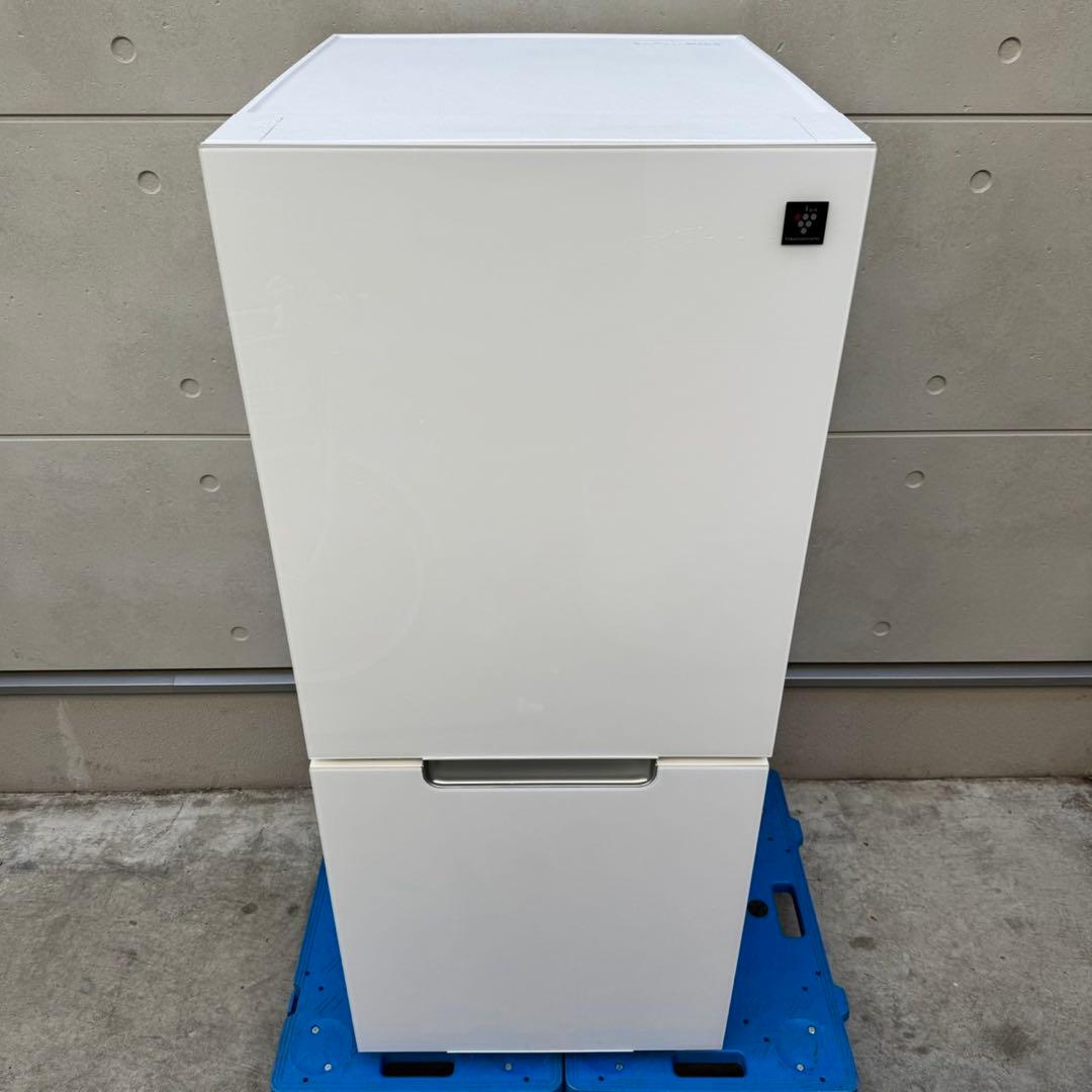211⭐️2023年製美品★シャープ　冷蔵庫　右、左開き　ガラス扉　一人暮らし