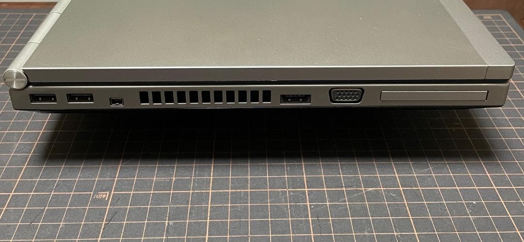 Windowsノート本体 USED HP Elitebook 8570p i7-3740QM 8G