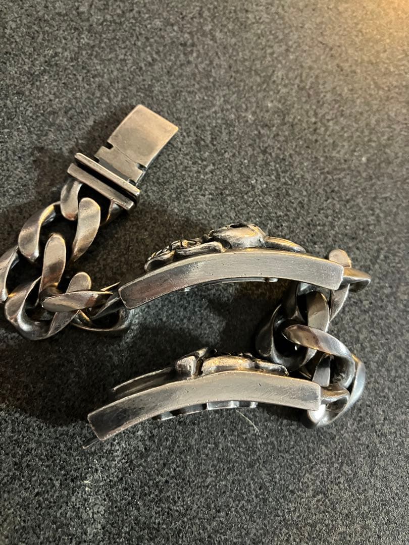 ダブルダガーIDブレスレット