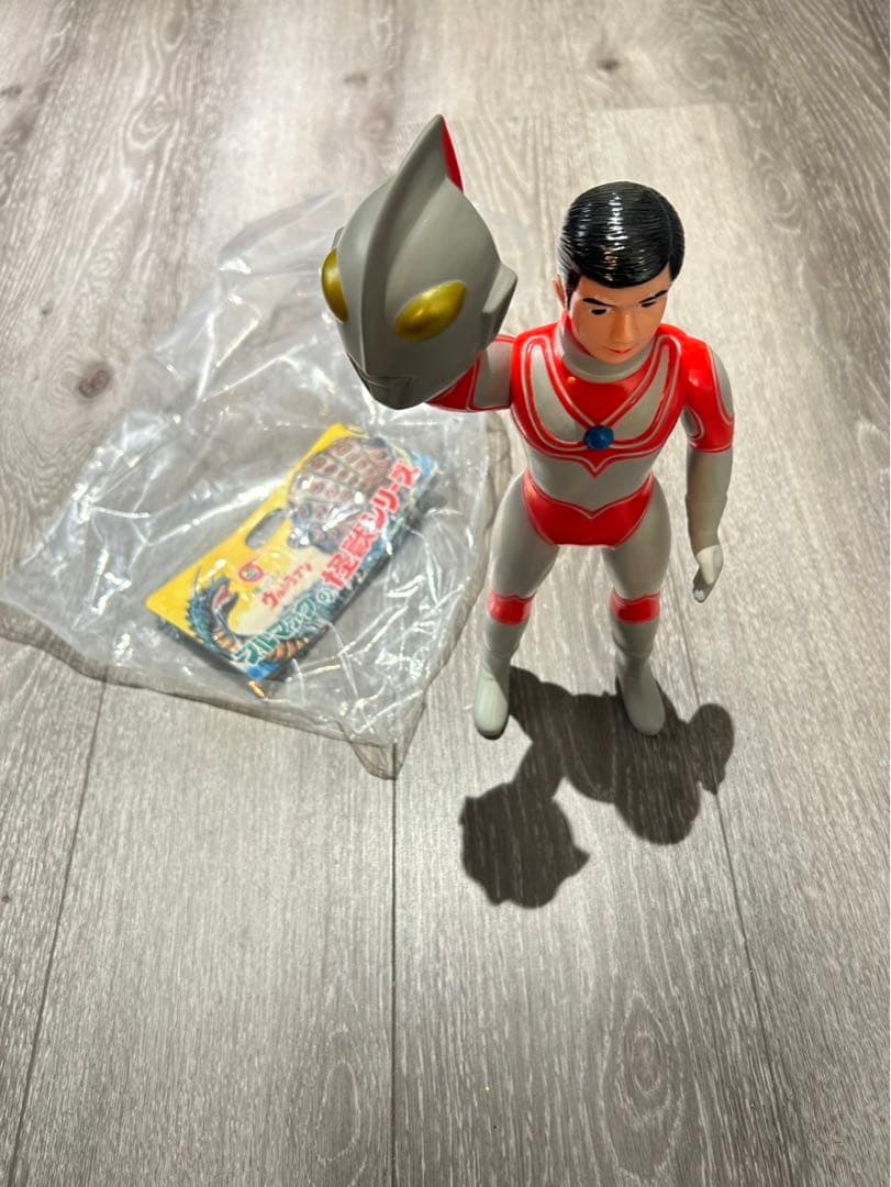 【ブルマァク BULLMARK】ウルトラマン　レトロカラー