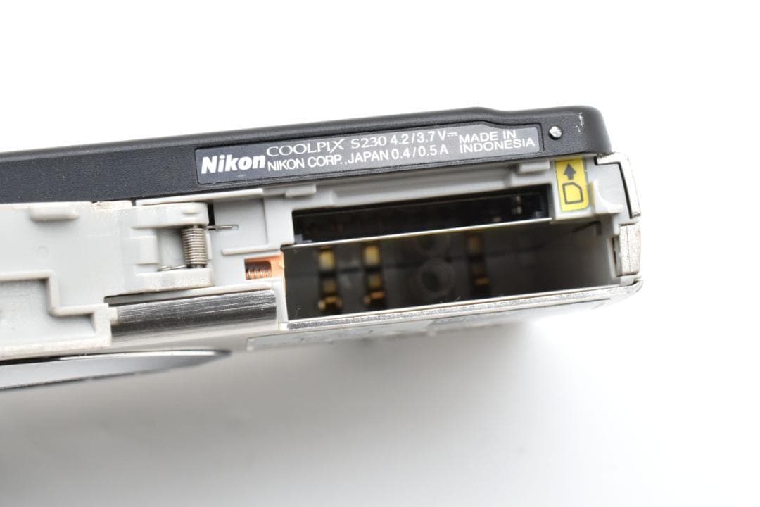 【美品・返品保証】ニコン　Nikon COOLPIX S230 シルバー