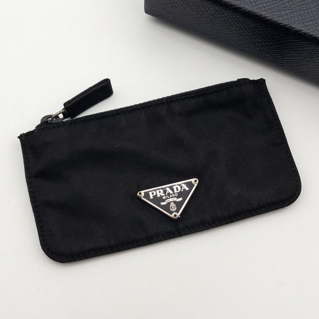 【極美品】PRADA テスートナイロン　ケース　トライアングルロゴ　黒