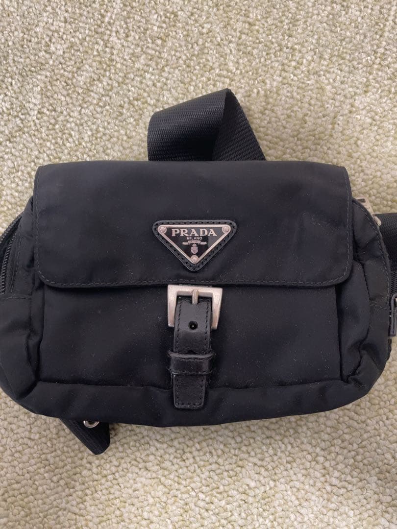 PRADA バッグ
