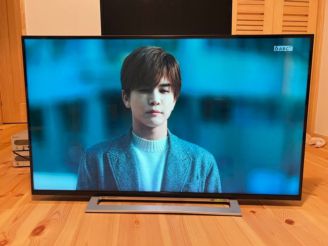 東芝　TOSHIBAレグザ 43M520X 2019年製