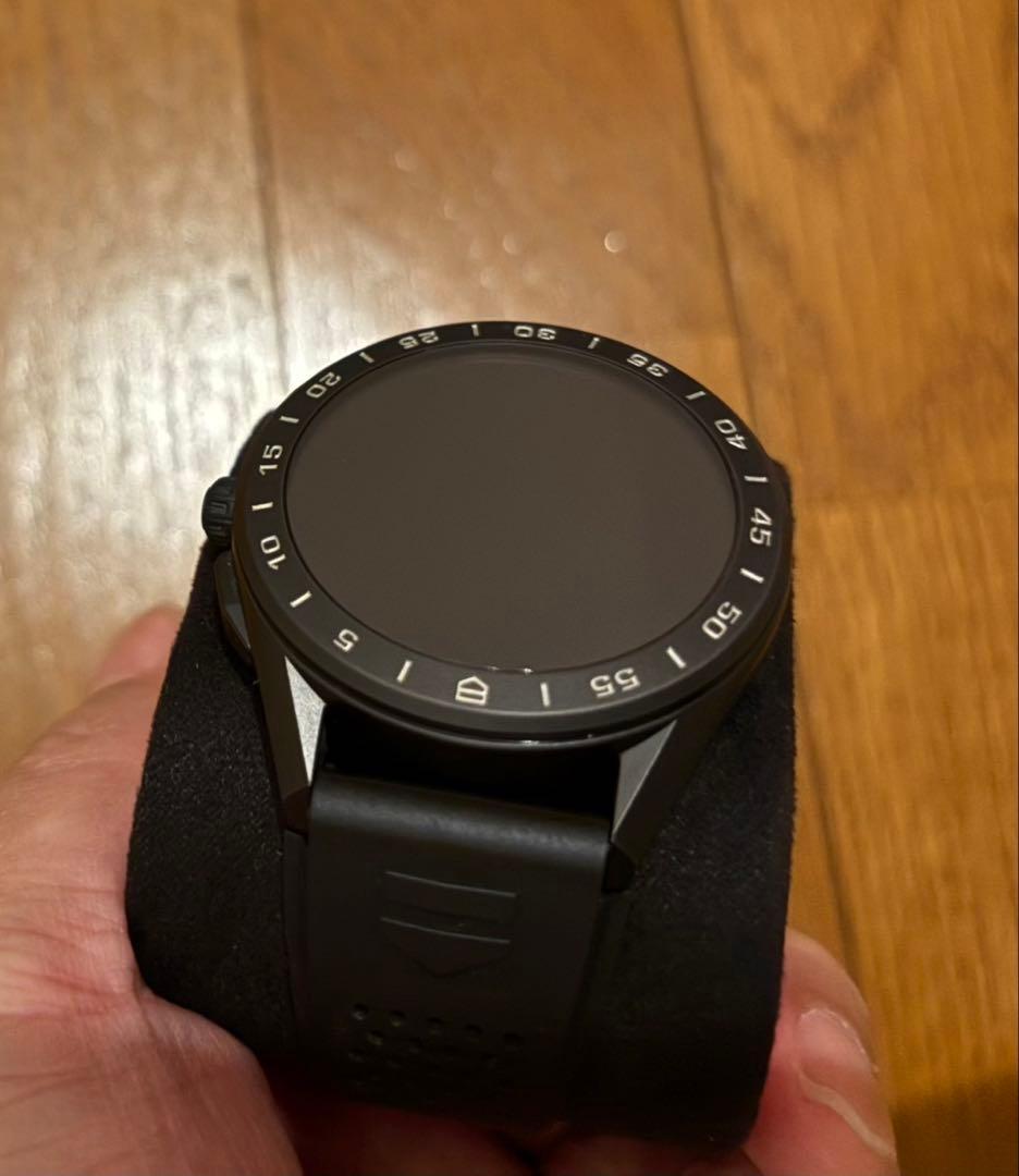 別売ベルト付TAG Heuer Connected Calibre E3 45㎜