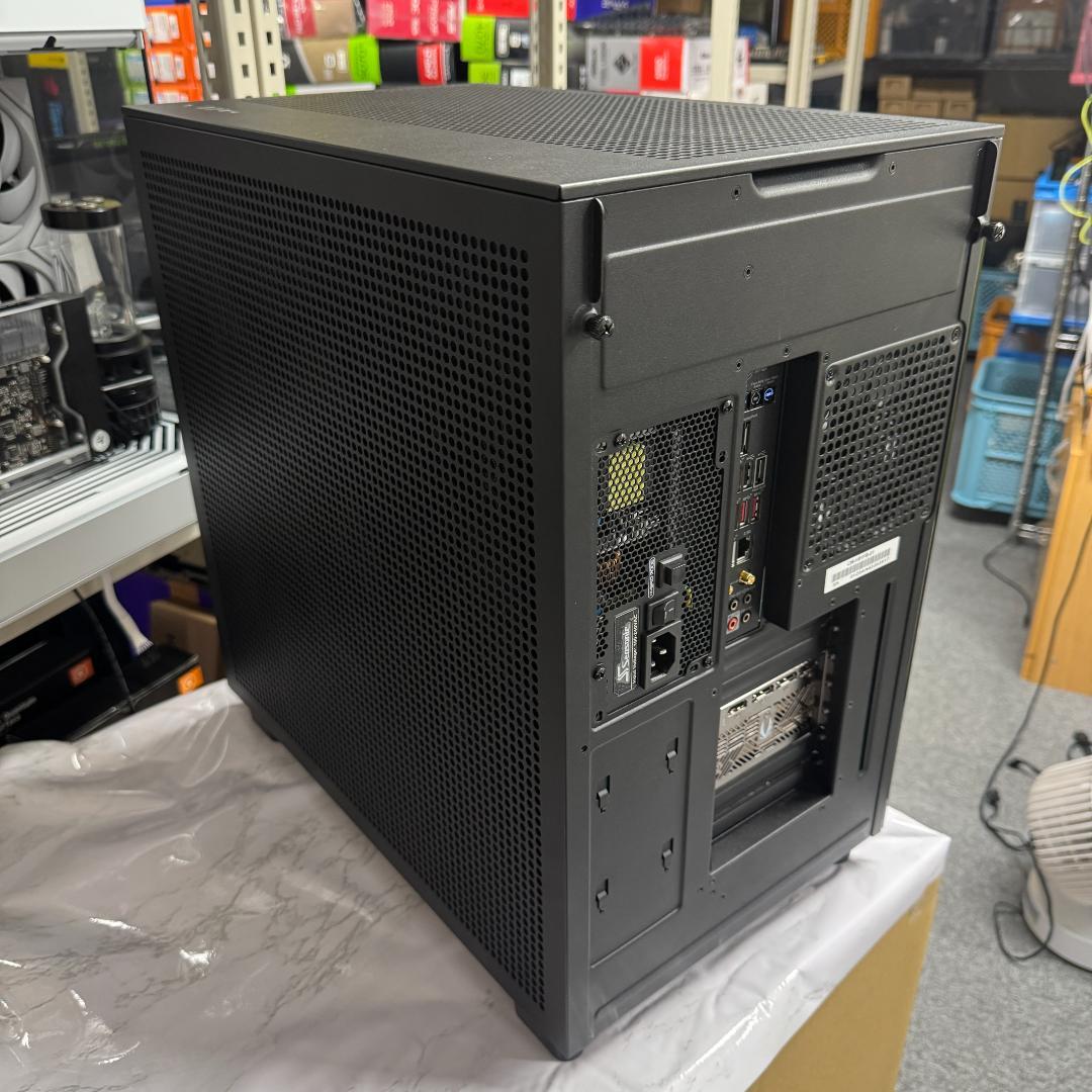 ゲーミングPC/7800X3D RTX5070Ti 48GB NVMe 1TB