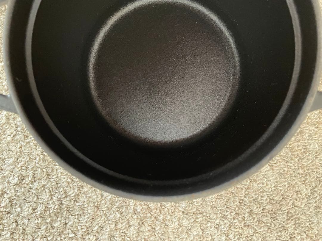 staub ストウブ　旧16cm ブラック　ピコココットラウンド